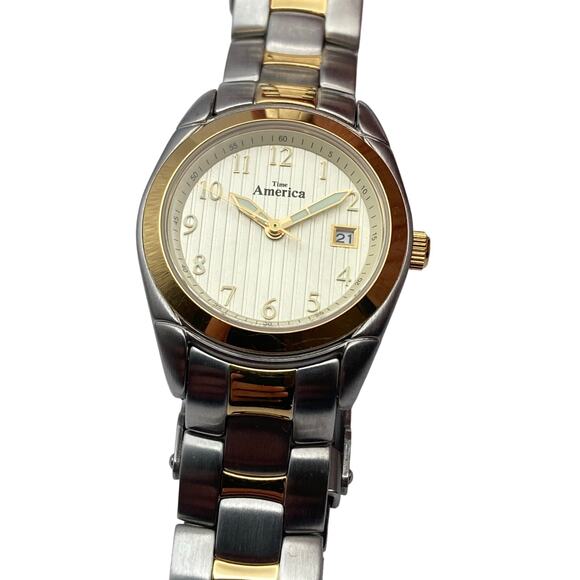 Time America Womens Mens Watch 28mm New Battery Wrist Size 6 Gold Silver Tones - Picture 2 of 11